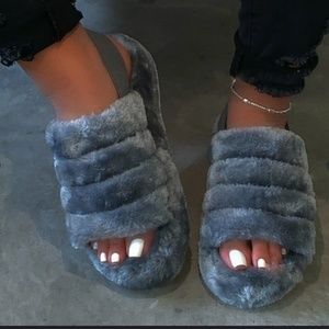 🥝Plush Faux Fur Sandals in Grey